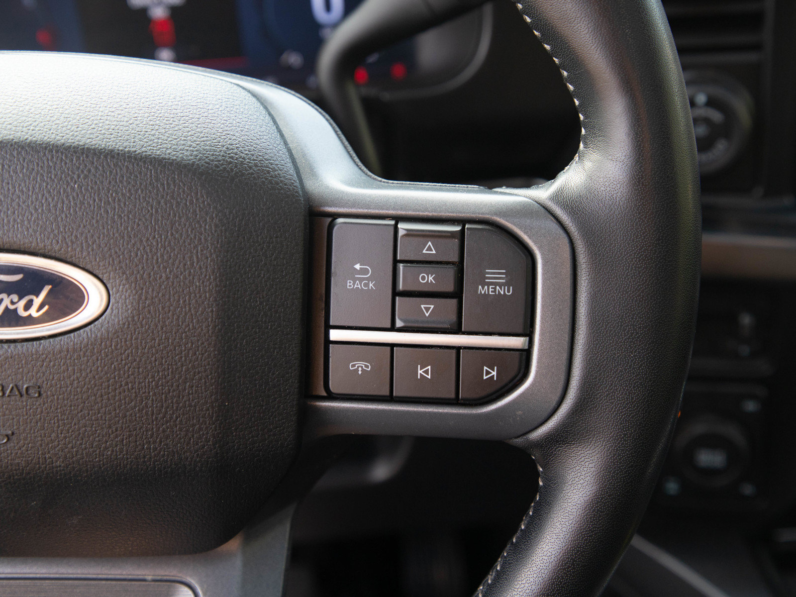 Used 2024 Ford F250 Lariat w/ Lariat Ultimate Package AWD/4WD image 29