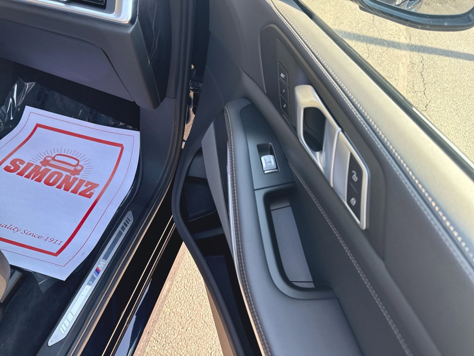 Used 2023 BMW X7 xDrive40i w/ M Sport Package image 35