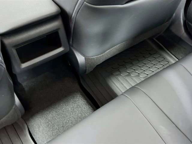 Used 2023 Toyota Camry SE w/ Protection Package (Q2) (TMS) image 23