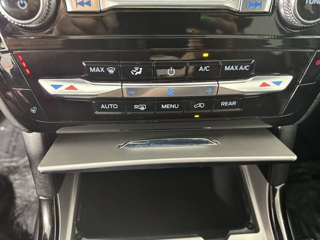 Used 2023 Ford Explorer ST-Line AWD/4WD image 10
