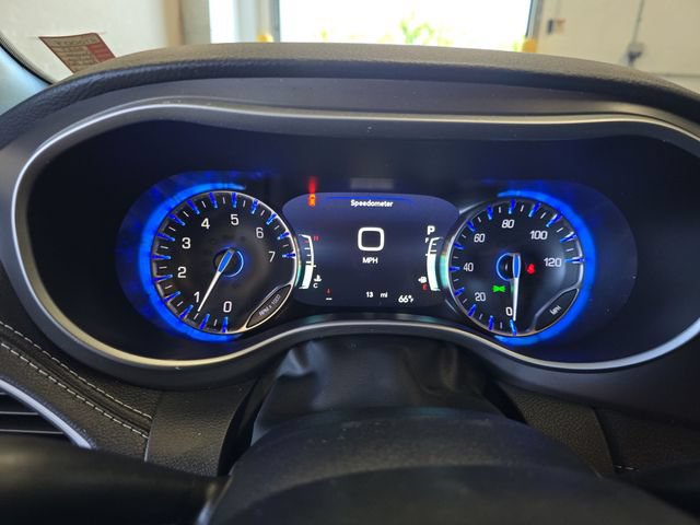 New 2027 Chrysler Pacifica Select AWD/4WD image 26