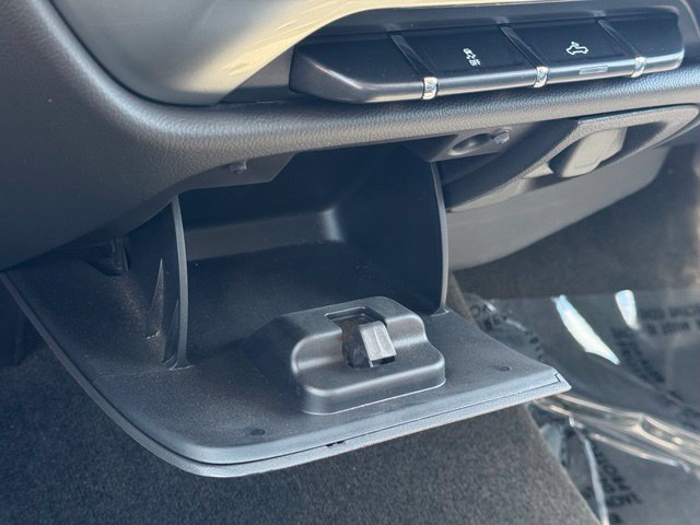 Used 2017 Chevrolet Silverado 1500 LT w/ All Star Edition AWD/4WD image 18