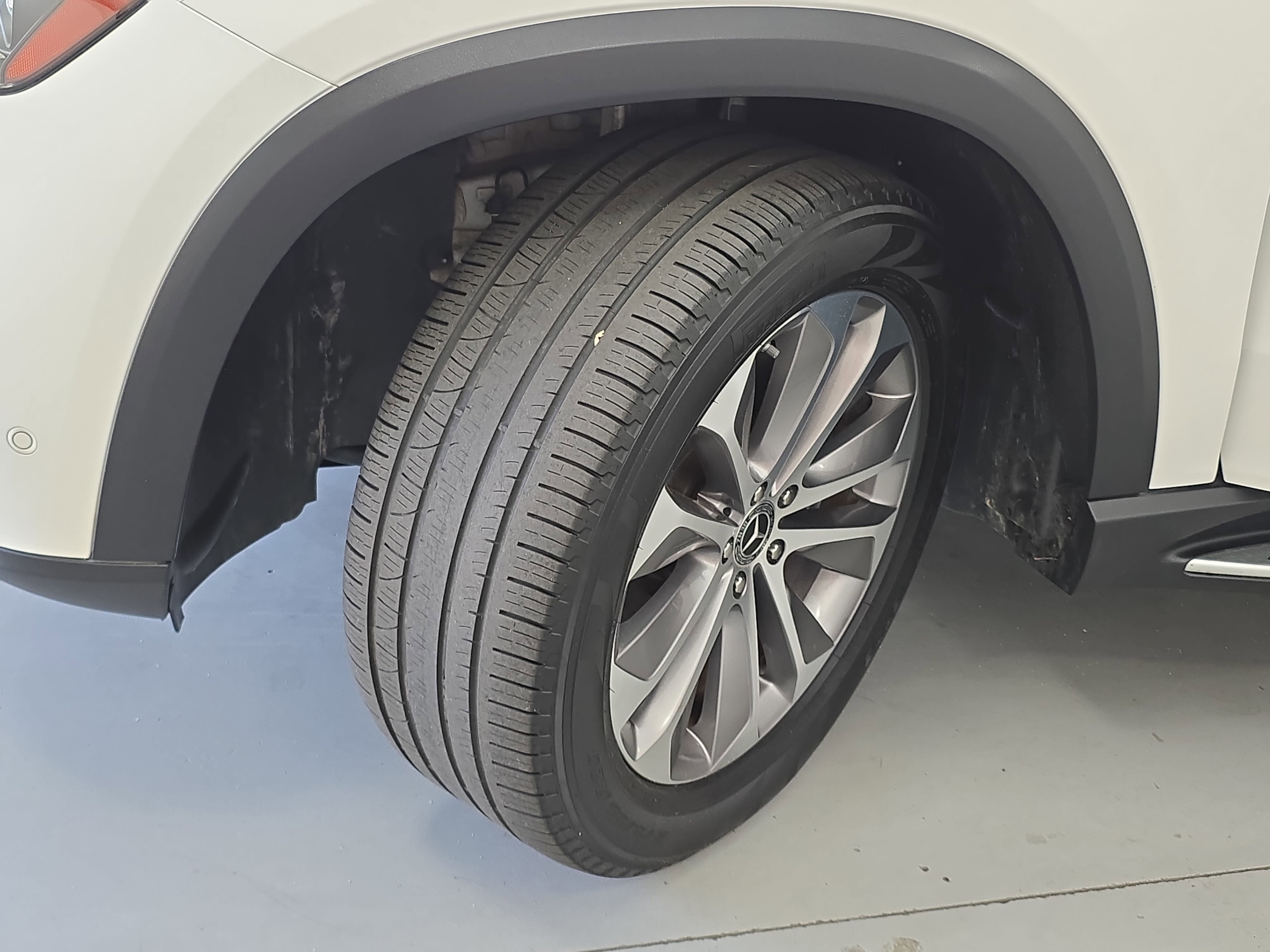 Certified 2020 Mercedes-Benz GLE 450 4MATIC image 33