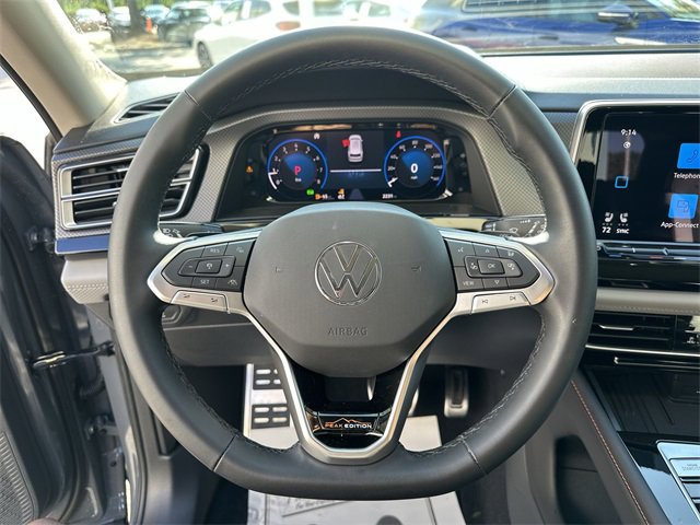 New 2025 Volkswagen Atlas Peak Edition SE image 14