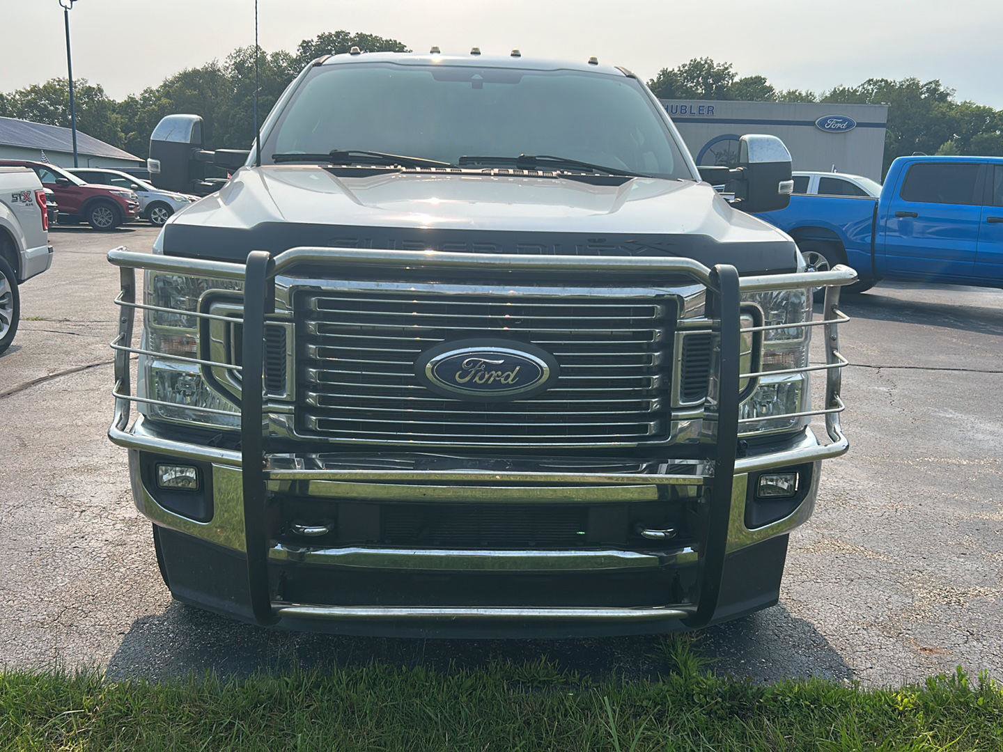 Used 2022 Ford F350 Lariat w/ Lariat Ultimate Package AWD/4WD image 3