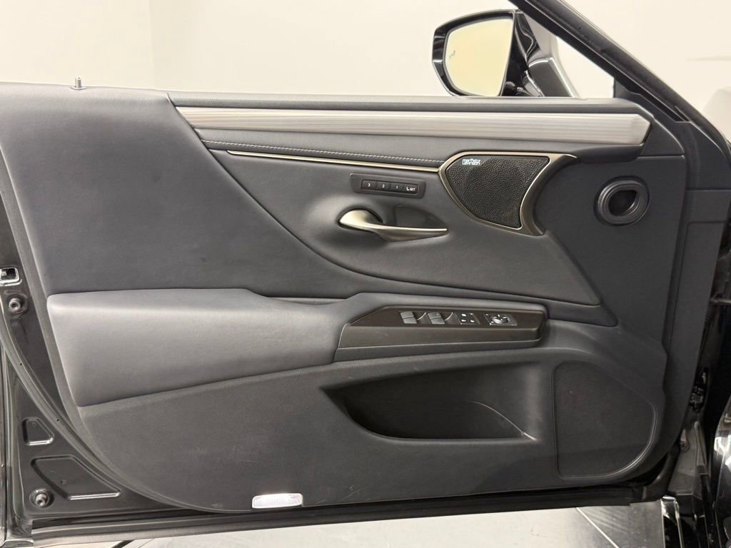 Used 2019 Lexus ES 350 F Sport image 17