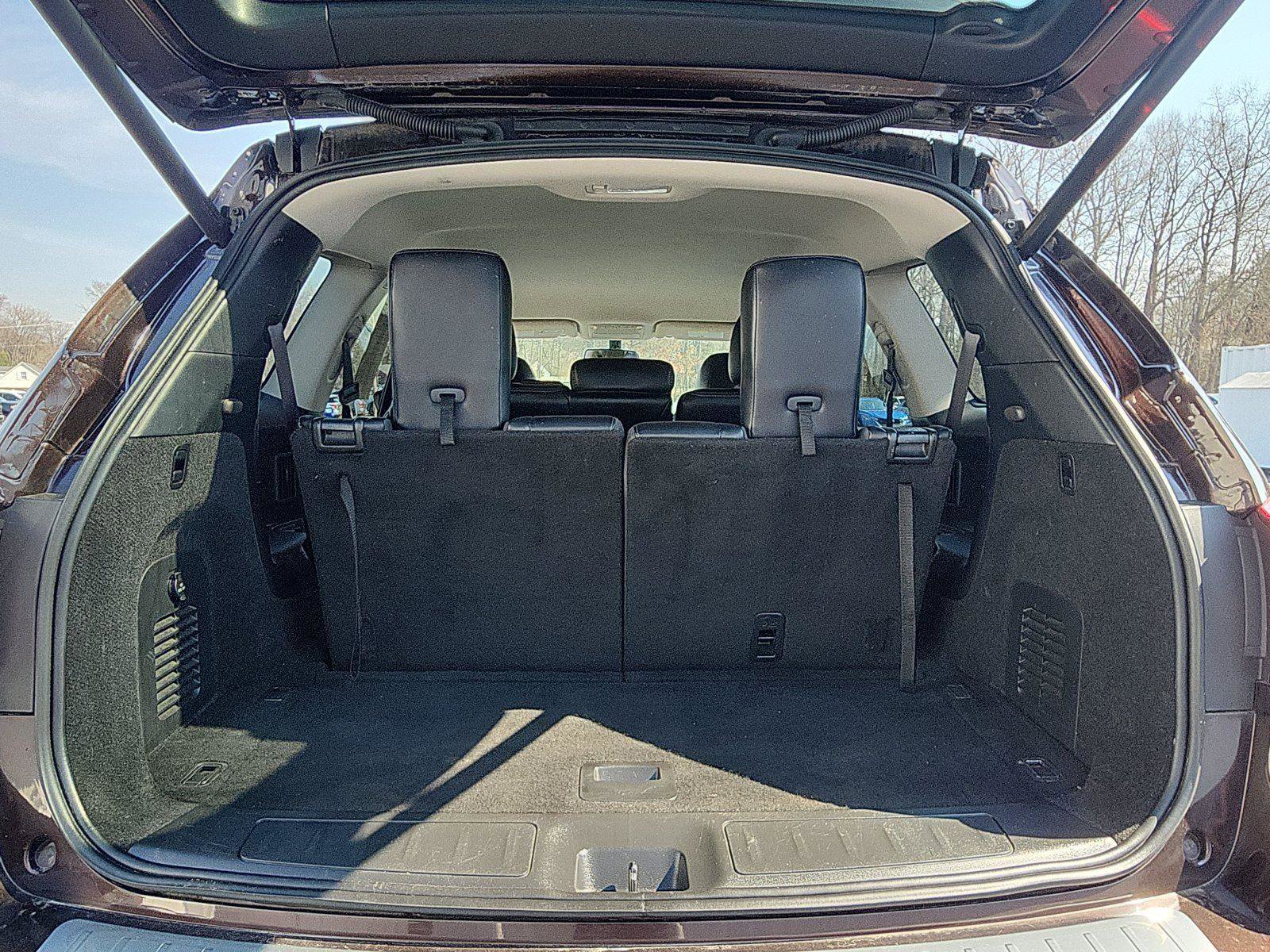 Used 2020 Nissan Pathfinder SL image 25