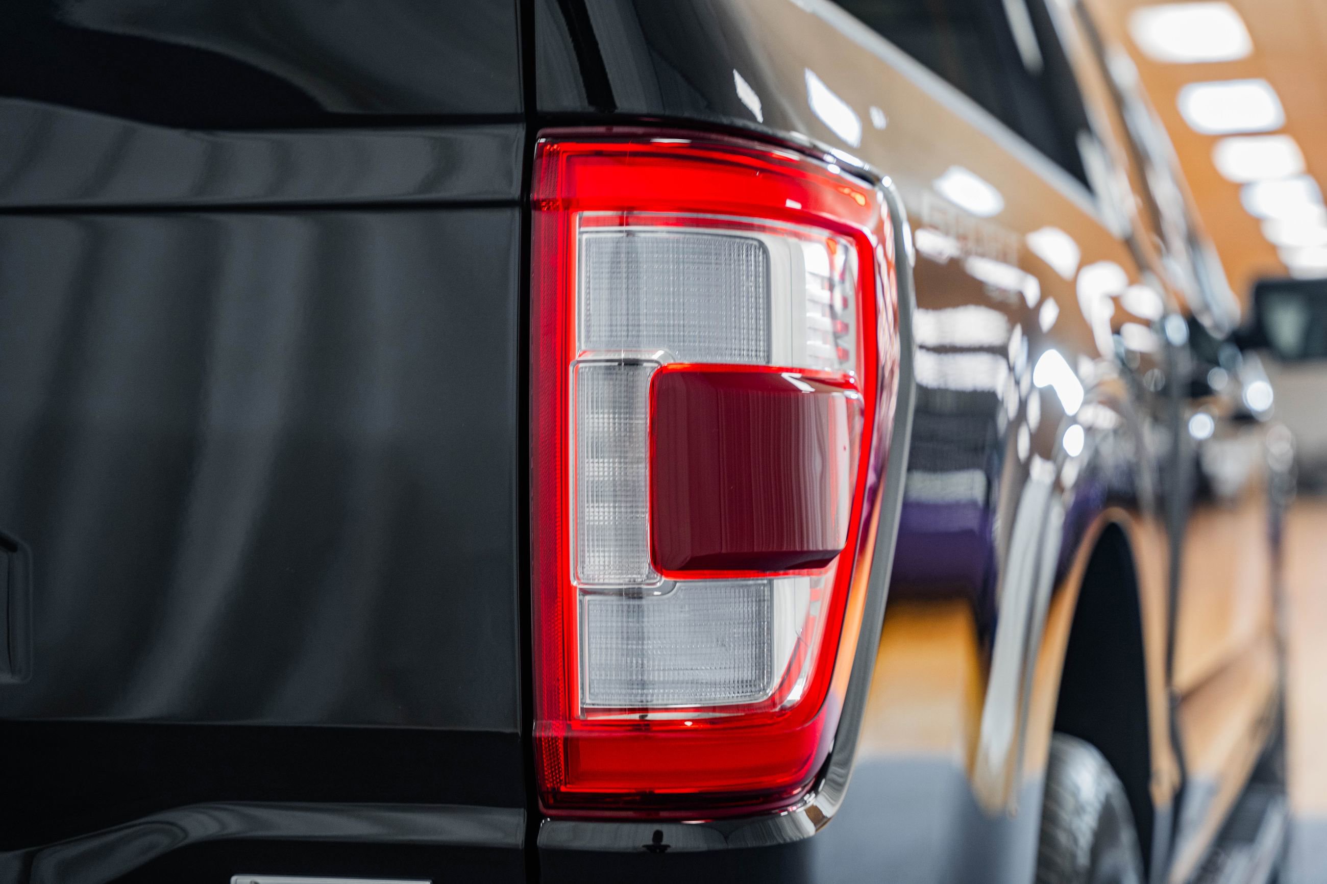 Certified 2023 Ford F150 Lariat w/ Equipment Group 502A High image 7