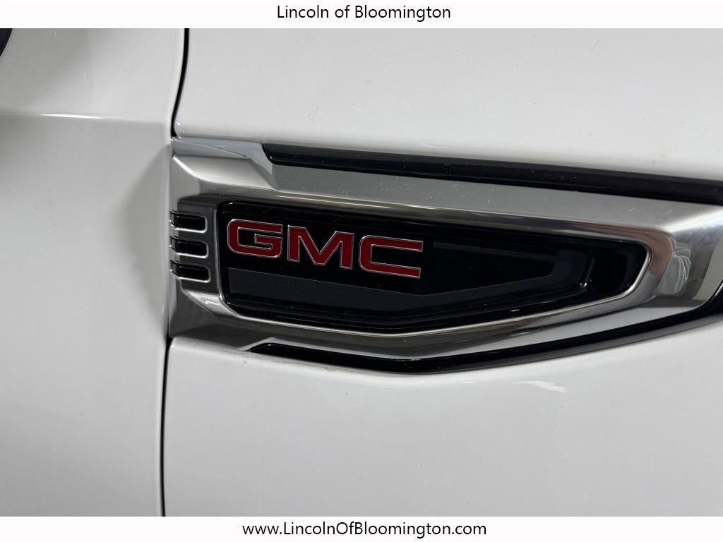 Used 2025 GMC Yukon Denali AWD/4WD image 15