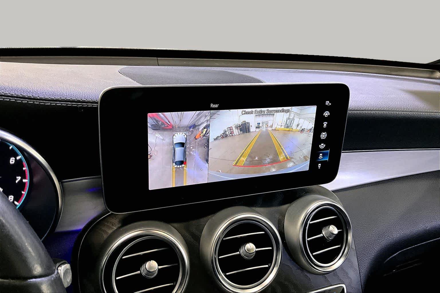 Used 2023 Mercedes-Benz GLC 300 4MATIC Coupe image 29