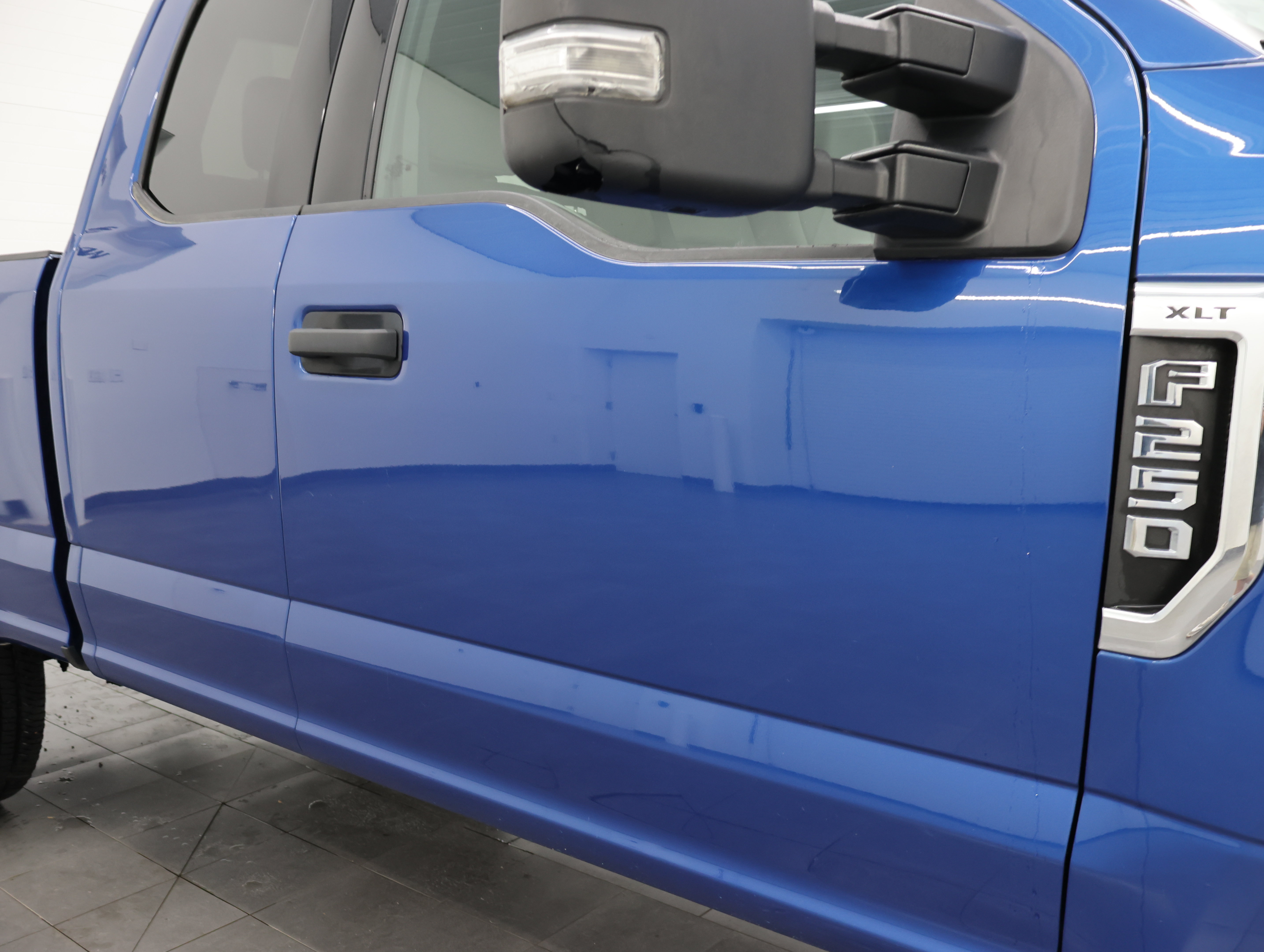 Used 2022 Ford F250 XLT w/ FX4 Off-Road Package AWD/4WD image 24