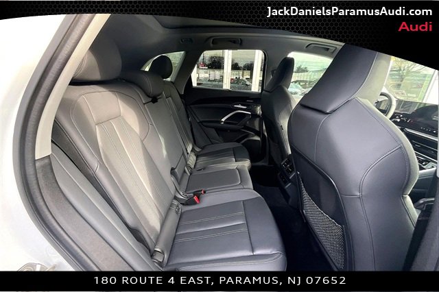 Used 2025 Audi Q5 Premium Plus w/ Premium Plus image 26