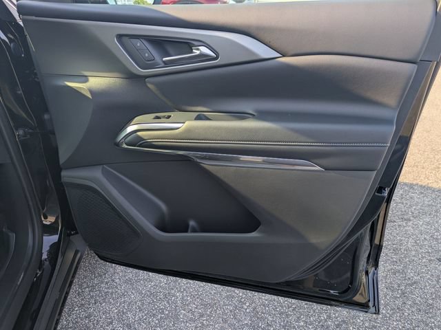 New 2026 Chevrolet Traverse LT w/ Driver Confidence Package FWD image 37