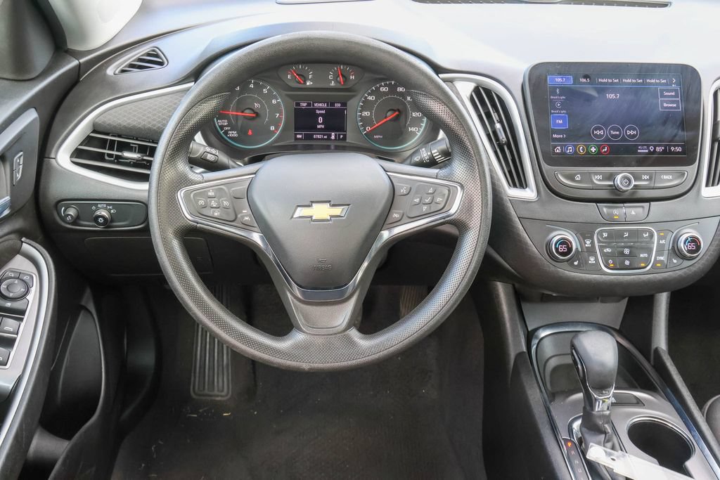 Used 2023 Chevrolet Malibu LT FWD image 16