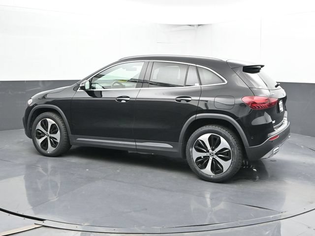 Used 2025 Mercedes-Benz GLA 250 4MATIC image 9