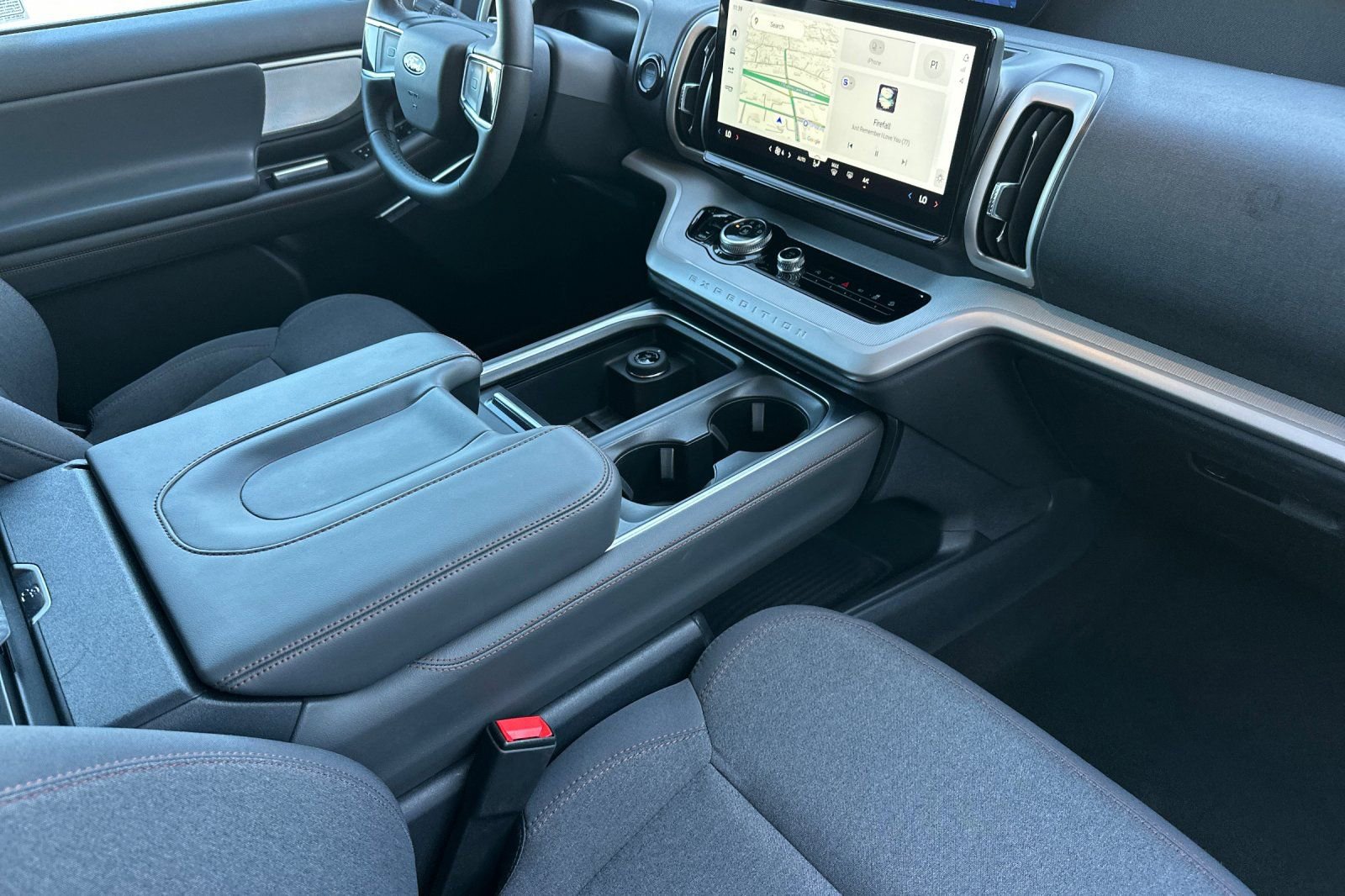 Used 2025 Ford Expedition Max Active image 17