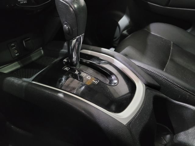 Used 2015 Nissan Rogue SL image 32