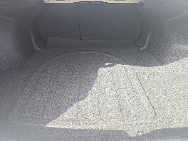 Used 2025 Kia K4 LXS image 11