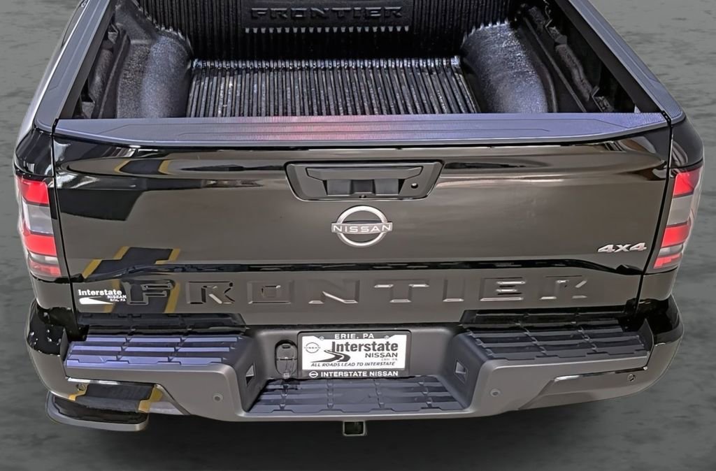 New 2026 Nissan Frontier SV w/ All-Weather Content Package AWD/4WD image 11