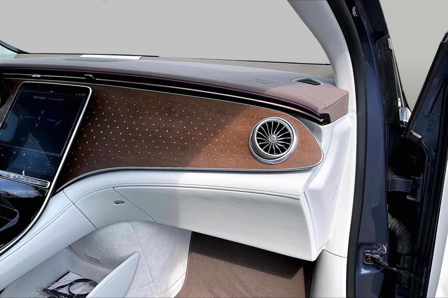 Certified 2023 Mercedes-Benz EQE 350+ SUV image 18
