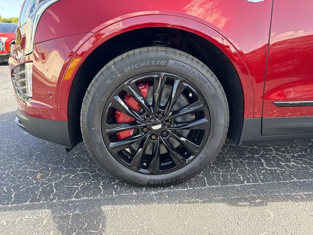 New 2026 Cadillac XT5 Sportv w/ LPO, Onyx Lite Package image 10