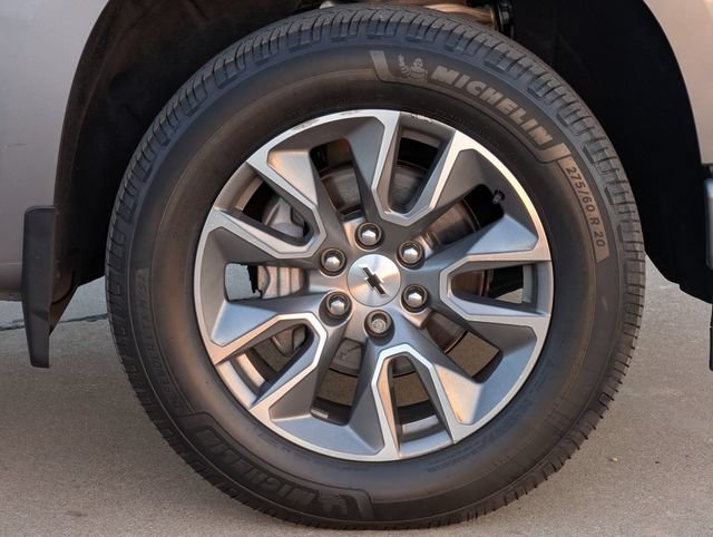 Used 2019 Chevrolet Silverado 1500 RST w/ All-Star Edition AWD/4WD image 10
