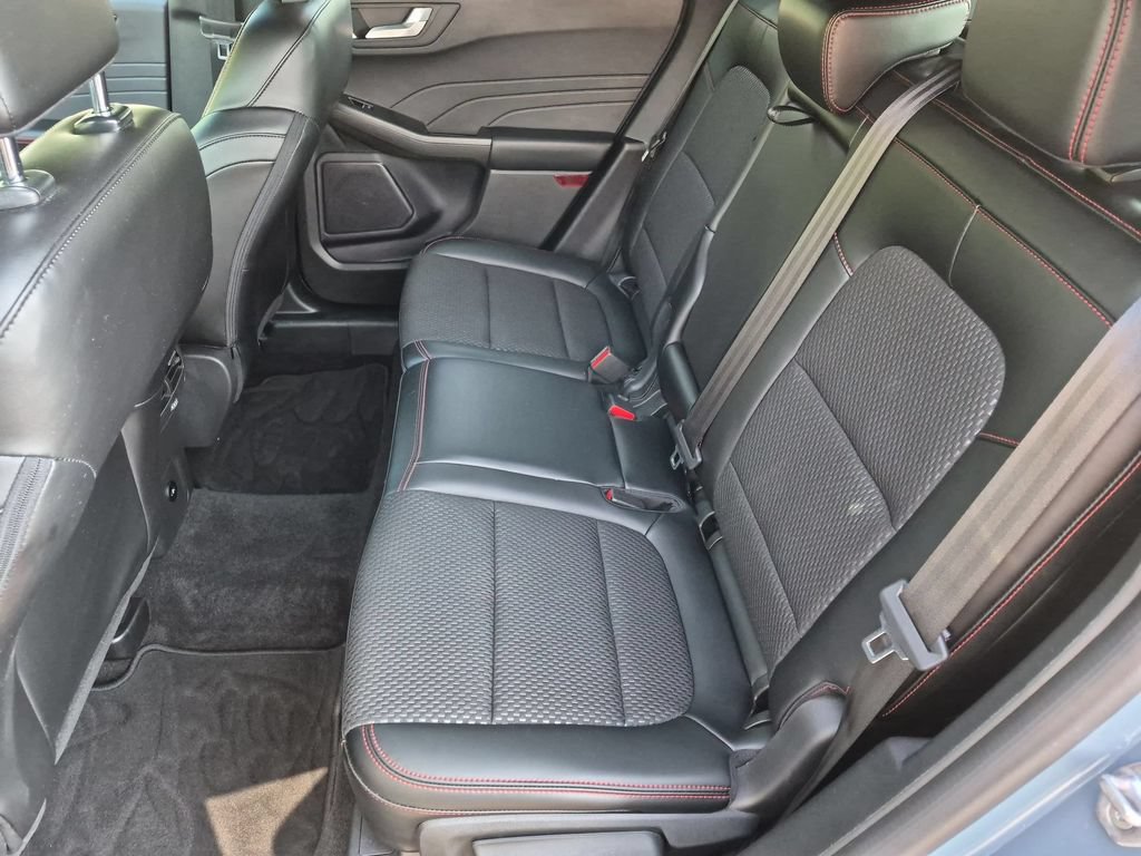 Used 2024 Ford Escape ST-Line w/ Tech Pack #1 AWD/4WD image 19