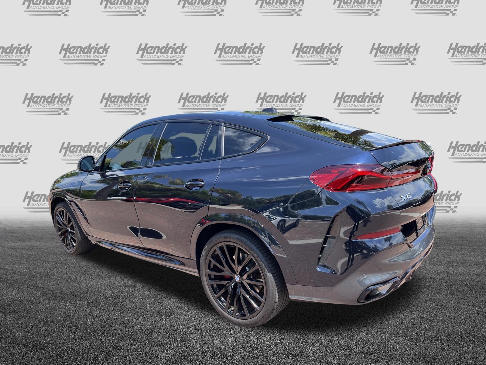 Used 2024 BMW X6 xDrive40i w/ Premium Package AWD/4WD image 8