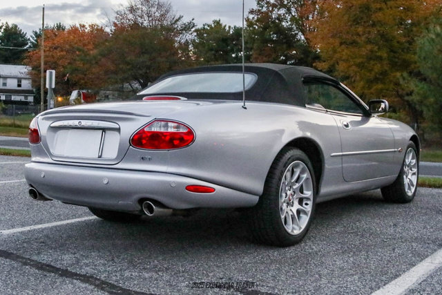 Used 2001 Jaguar XK8 Convertible RWD image 19