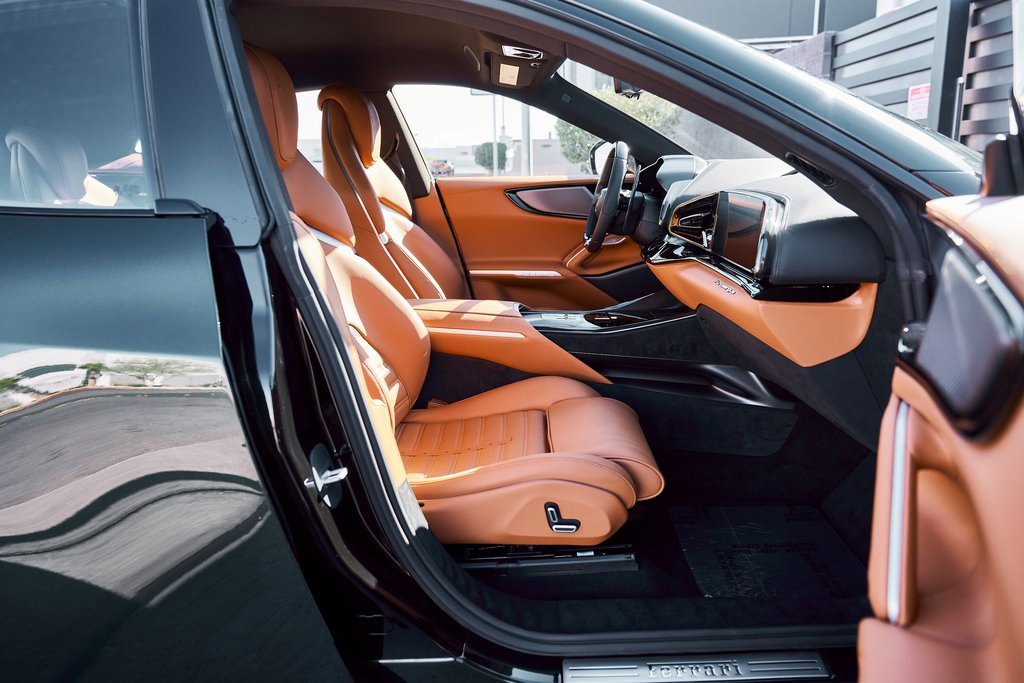 Used 2026 Ferrari Purosangue image 34