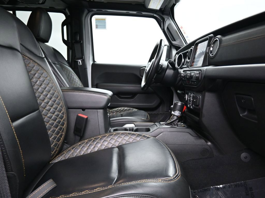 Used 2022 Jeep Wrangler Unlimited Sahara image 16