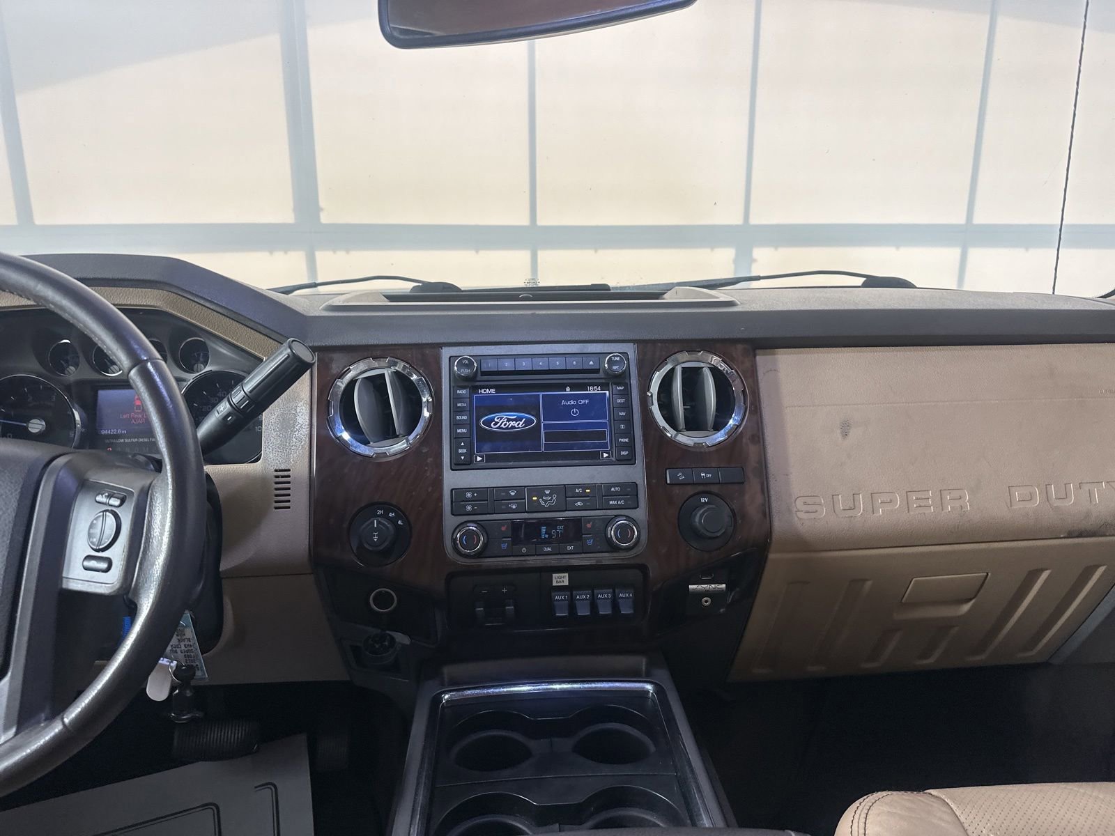 Used 2012 Ford F250 Lariat w/ Lariat Interior Pkg AWD/4WD image 10