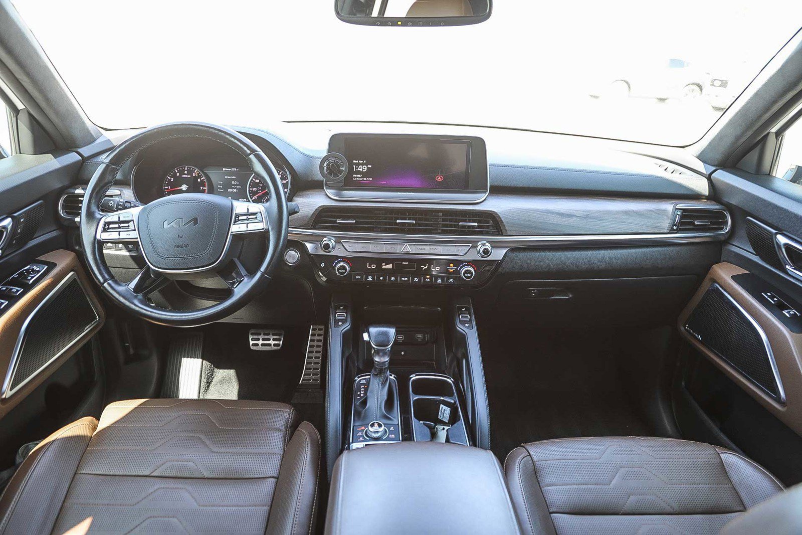 Used 2022 Kia Telluride SX w/ SX Prestige Package image 12