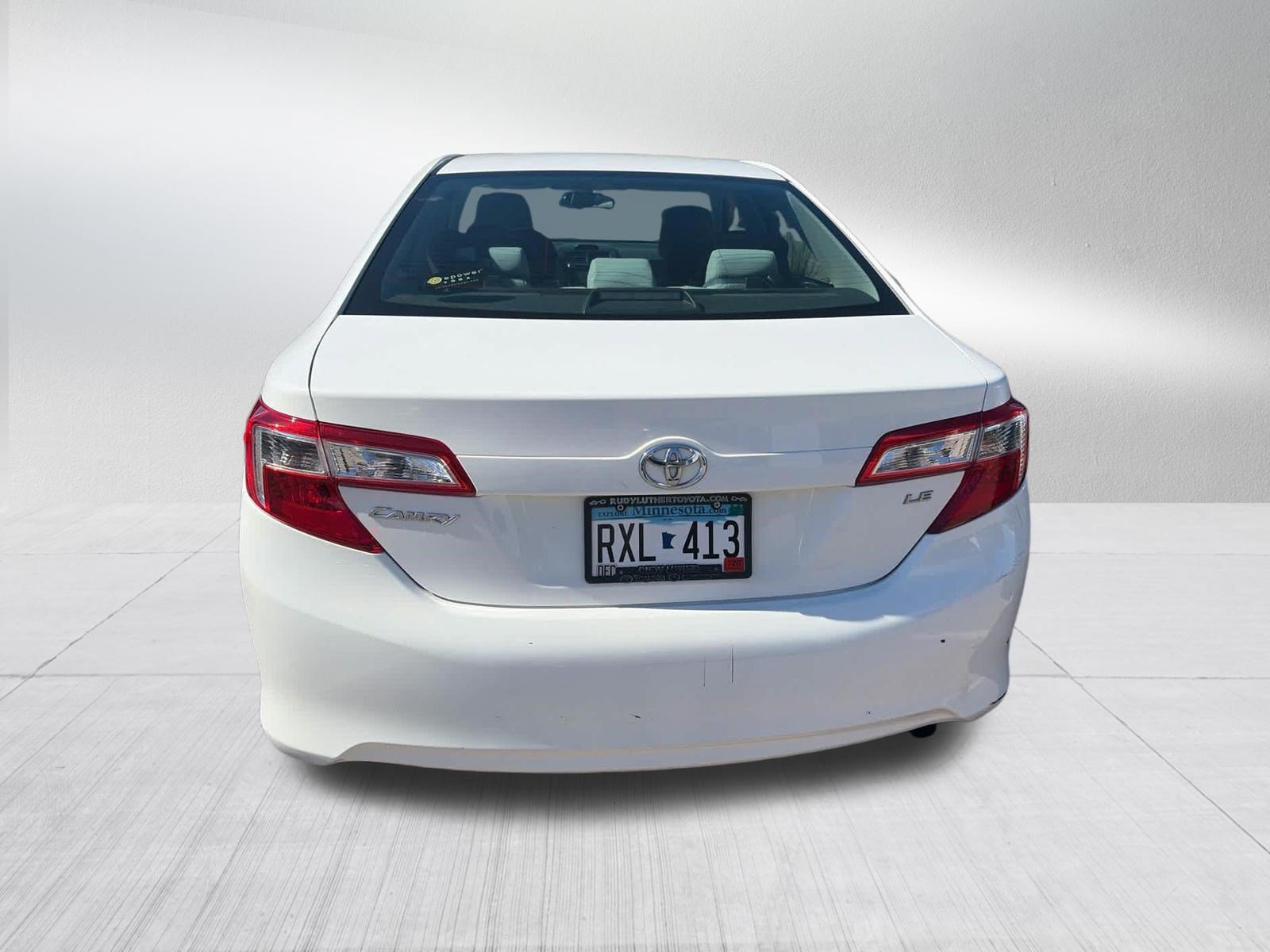 Used 2012 Toyota Camry LE FWD image 5