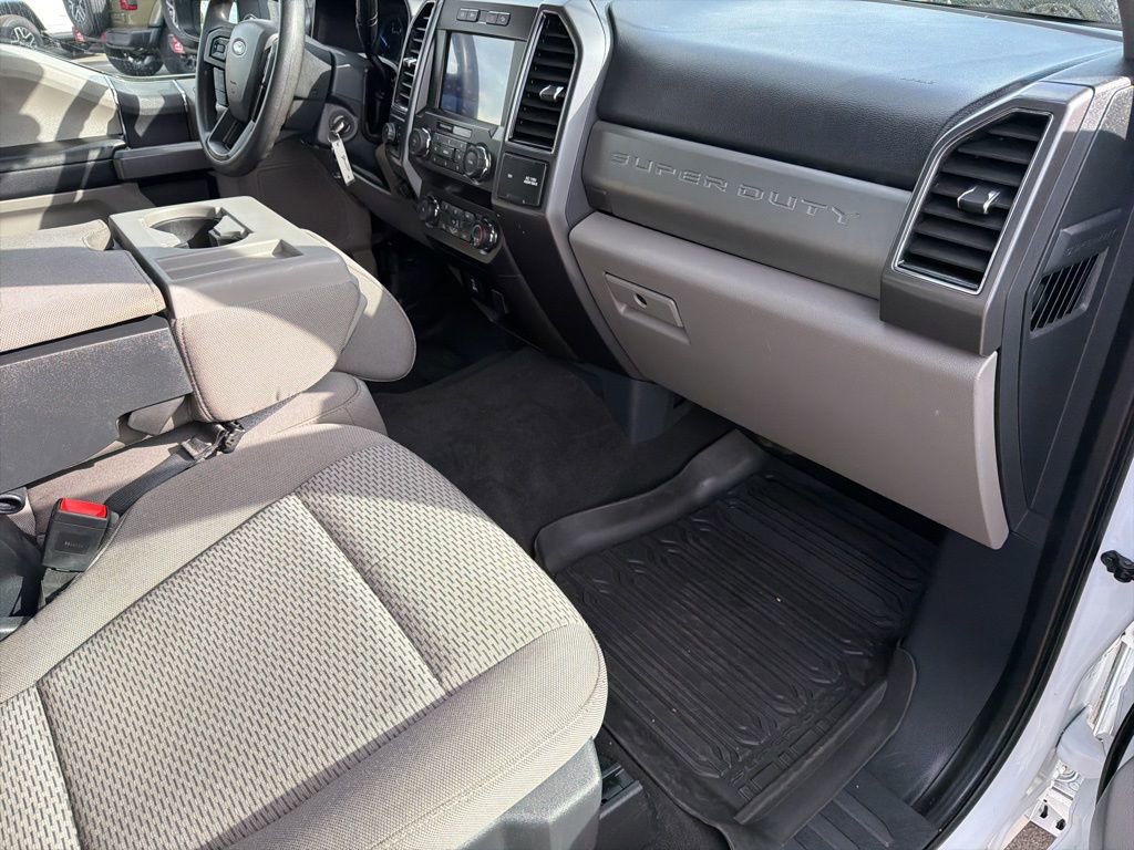 Used 2022 Ford F250 XLT w/ FX4 Off-Road Package image 28
