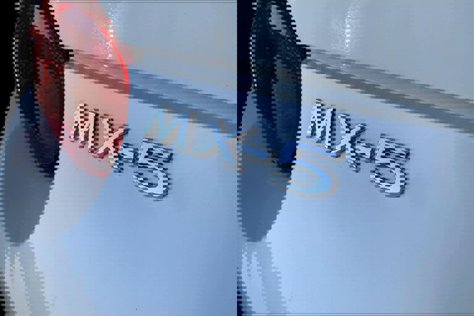 Used 2021 MAZDA MX-5 Miata RF Grand Touring image 9