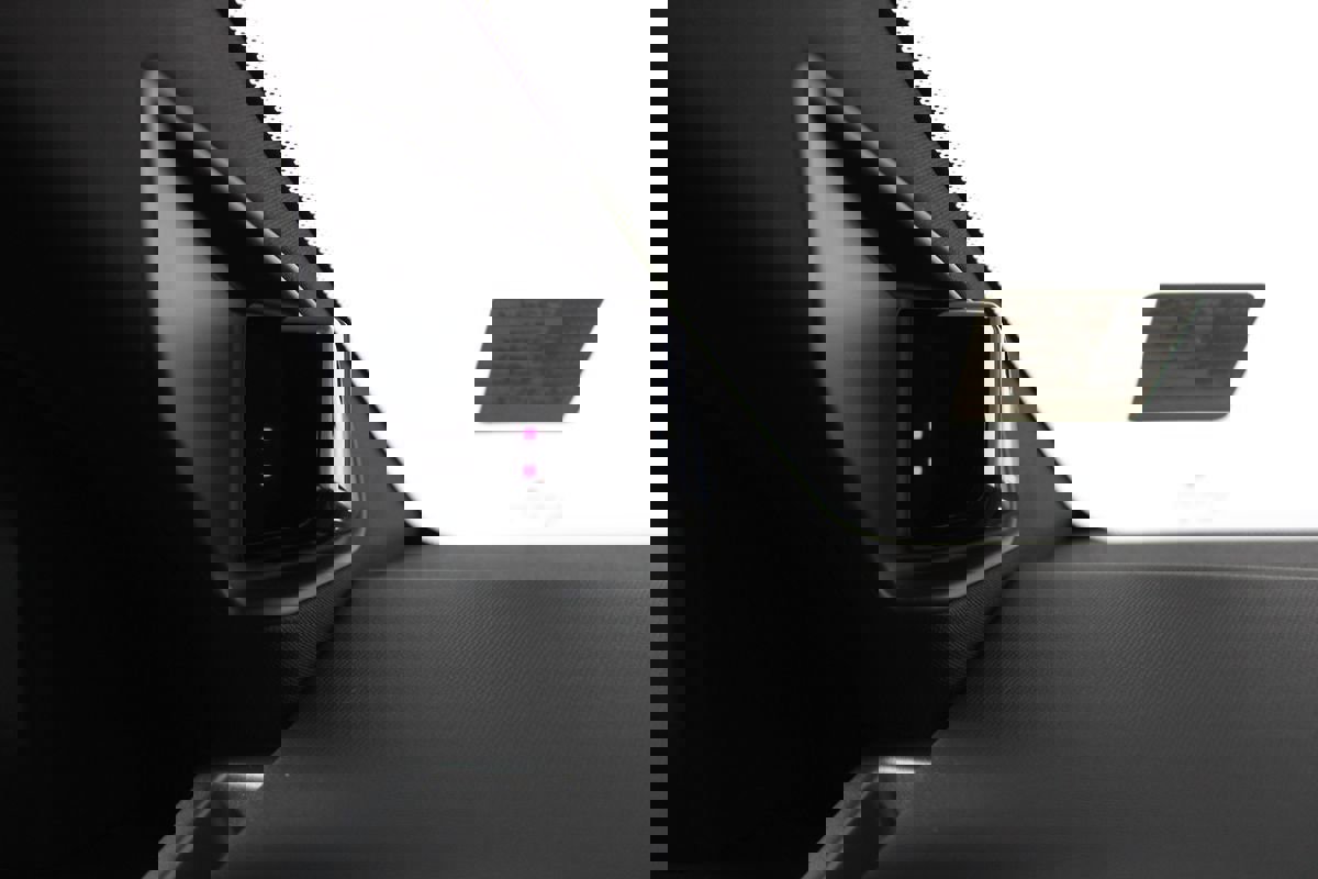 Used 2023 Fisker Ocean Extreme image 32