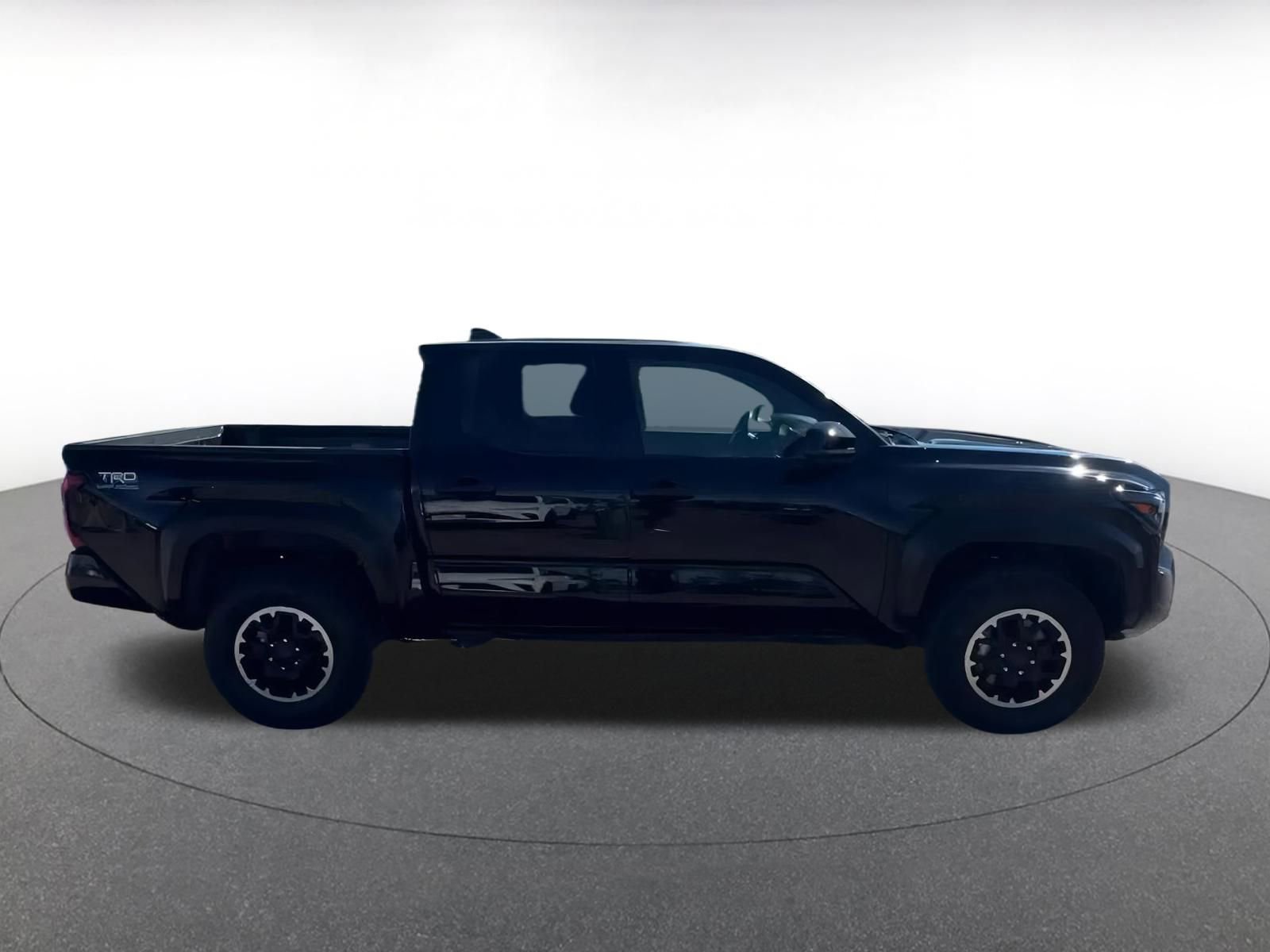 Used 2025 Toyota Tacoma TRD Off-Road image 16
