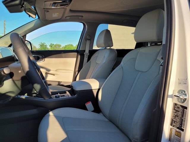New 2026 Kia Sorento S w/ S Panoramic Sunroof Package FWD image 9