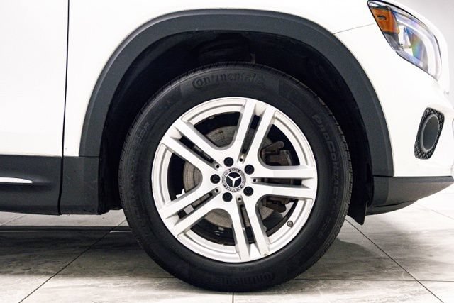 Used 2022 Mercedes-Benz GLB 250 4MATIC image 32
