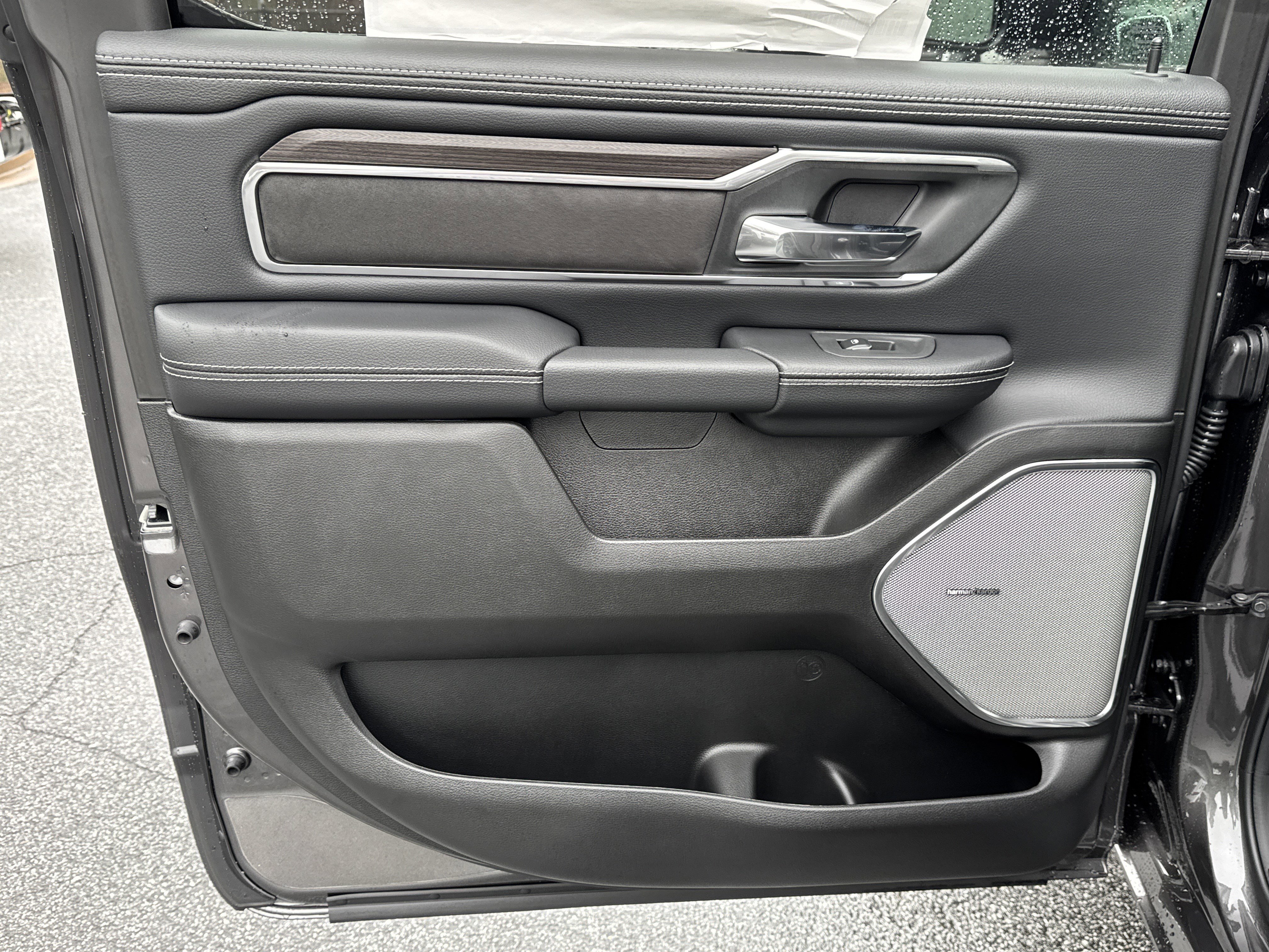 New 2026 RAM 1500 Laramie w/ Night Edition image 26