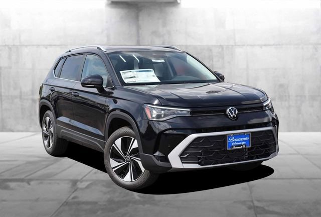 New 2026 Volkswagen Taos SE AWD/4WD image 2