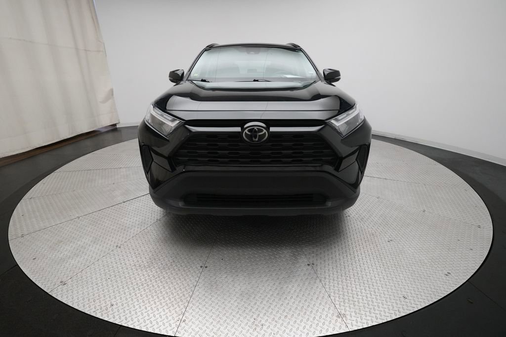 Used 2025 Toyota RAV4 XLE image 11