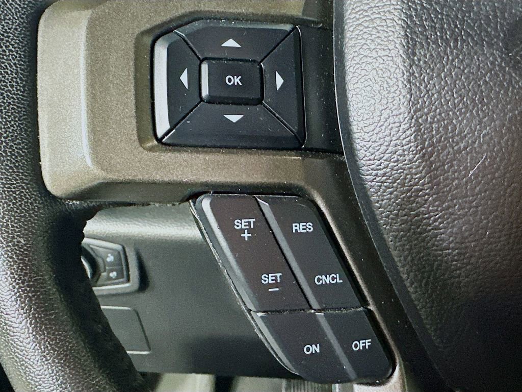 Used 2020 Ford Expedition XLT w/ Equipment Group 202A RWD image 24