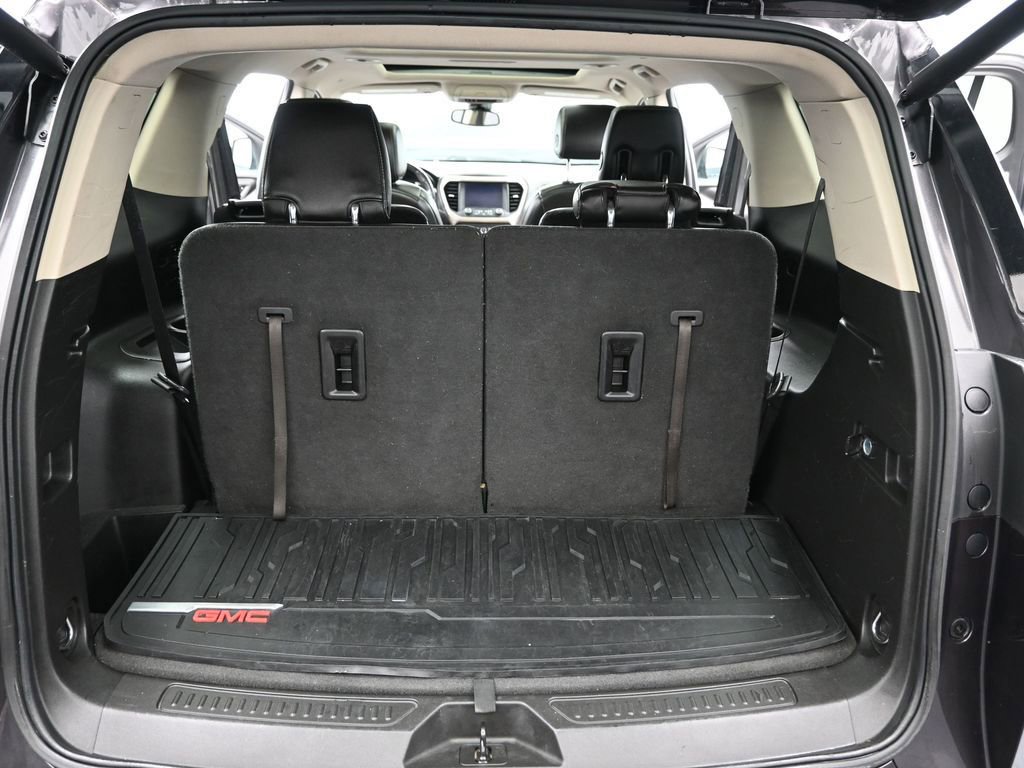 Used 2019 GMC Acadia Denali image 32