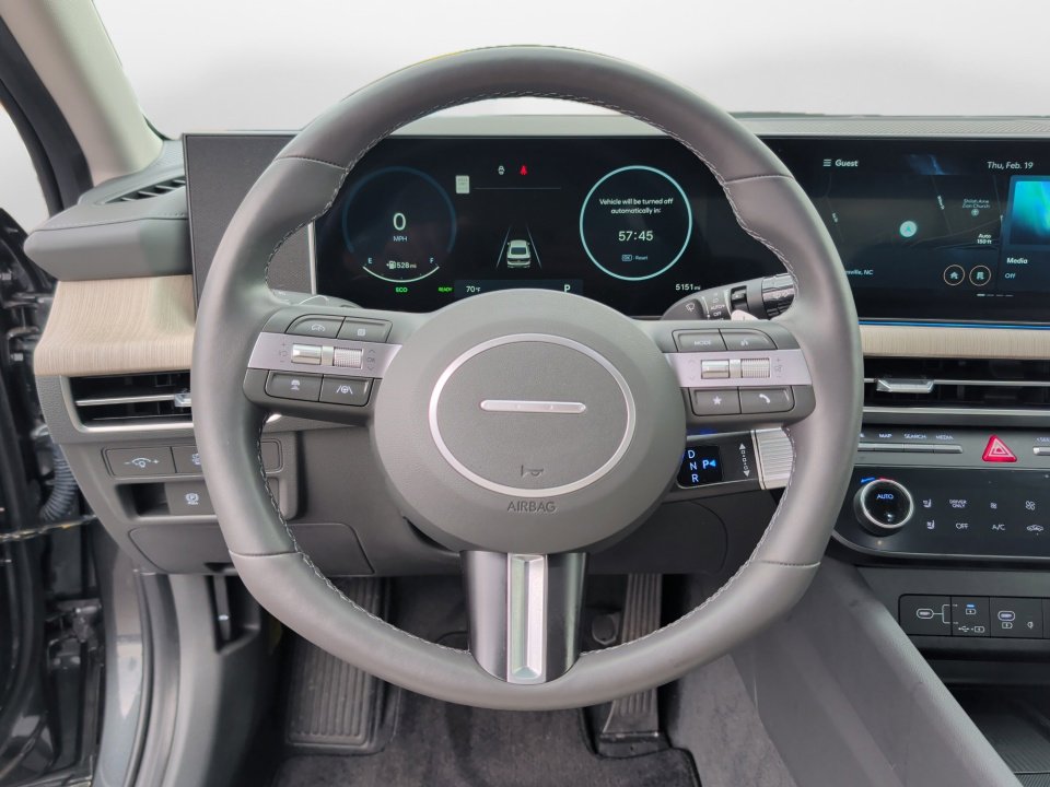 Certified 2025 Hyundai Sonata Limited FWD image 10