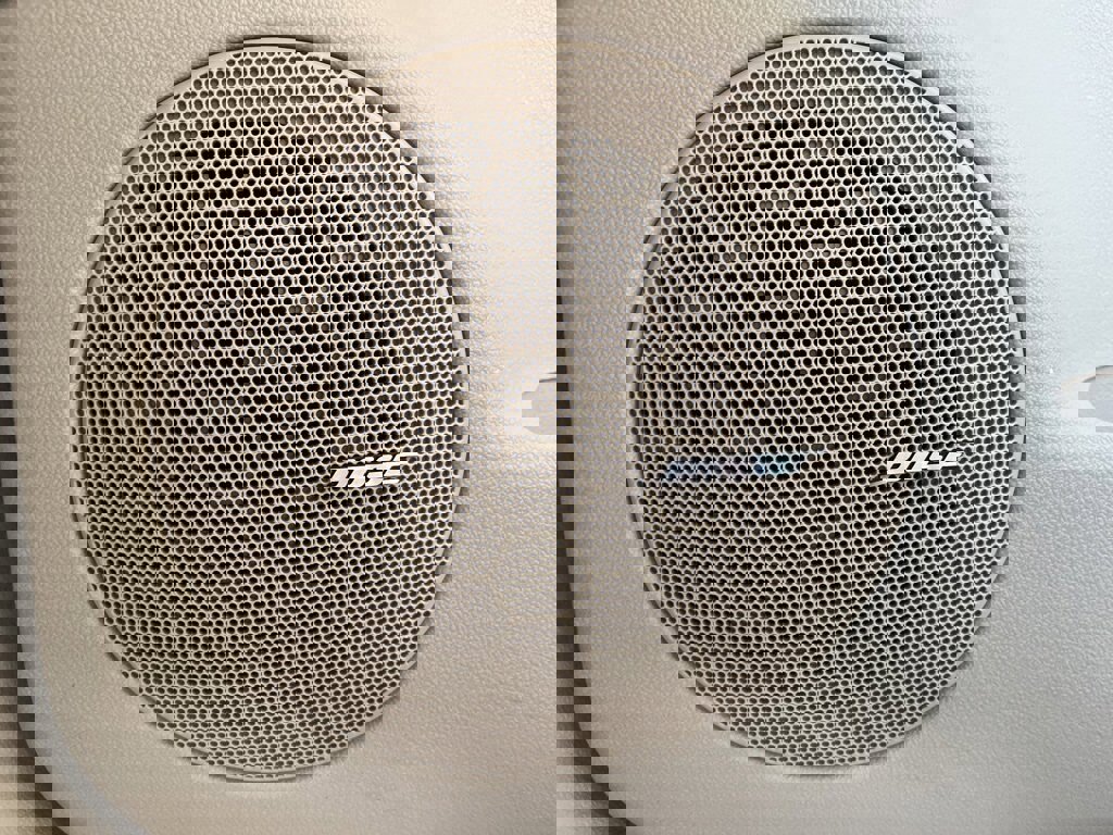 Used 2011 Chevrolet Impala LT w/ Luxury Edition Package image 17