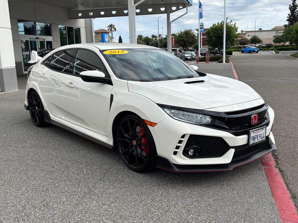 Used 2019 Honda Civic Type R image 3