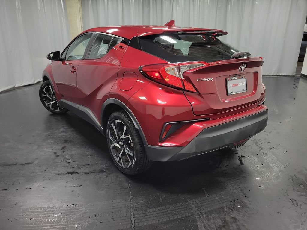 Used 2018 Toyota C-HR XLE FWD image 6