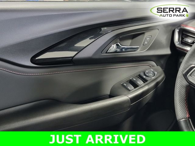 Used 2023 Chevrolet TrailBlazer RS image 23